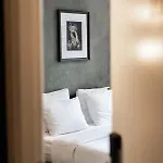 Weber 397 Hotel