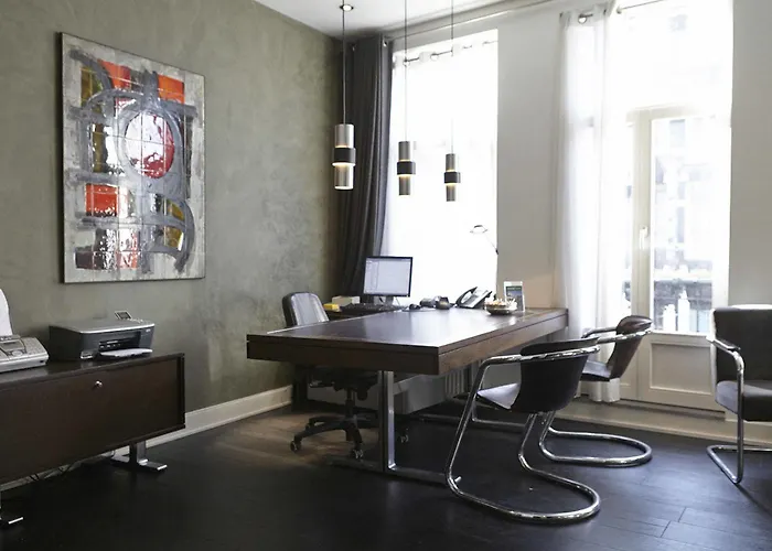 Weber Studio's Hotel